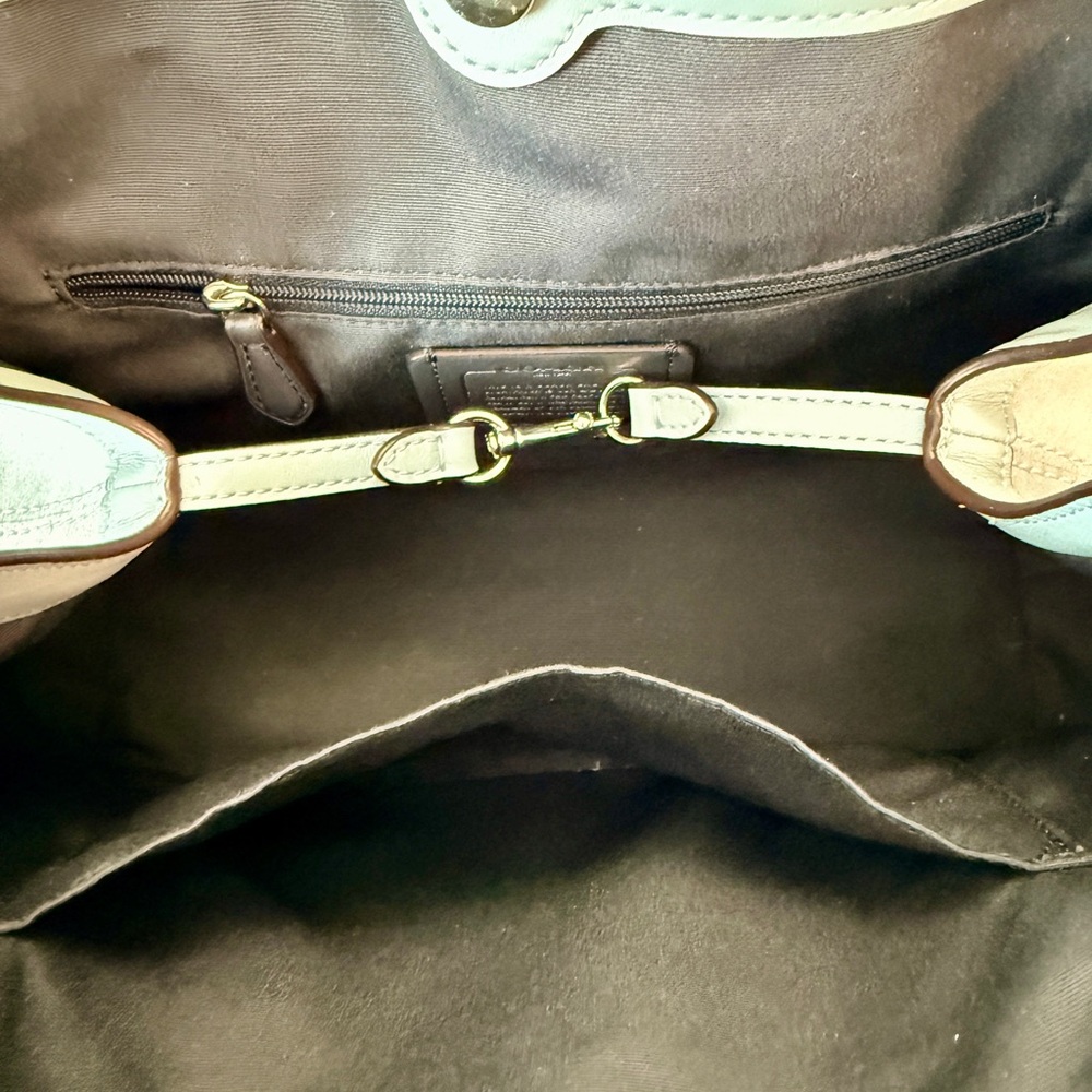 Coach Sky Blue Croc-Embossed Shoulder Bag and Wallet - Picture 5 of 15